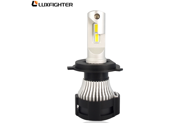 LED -autolambi paigalduslambi helmeste suund