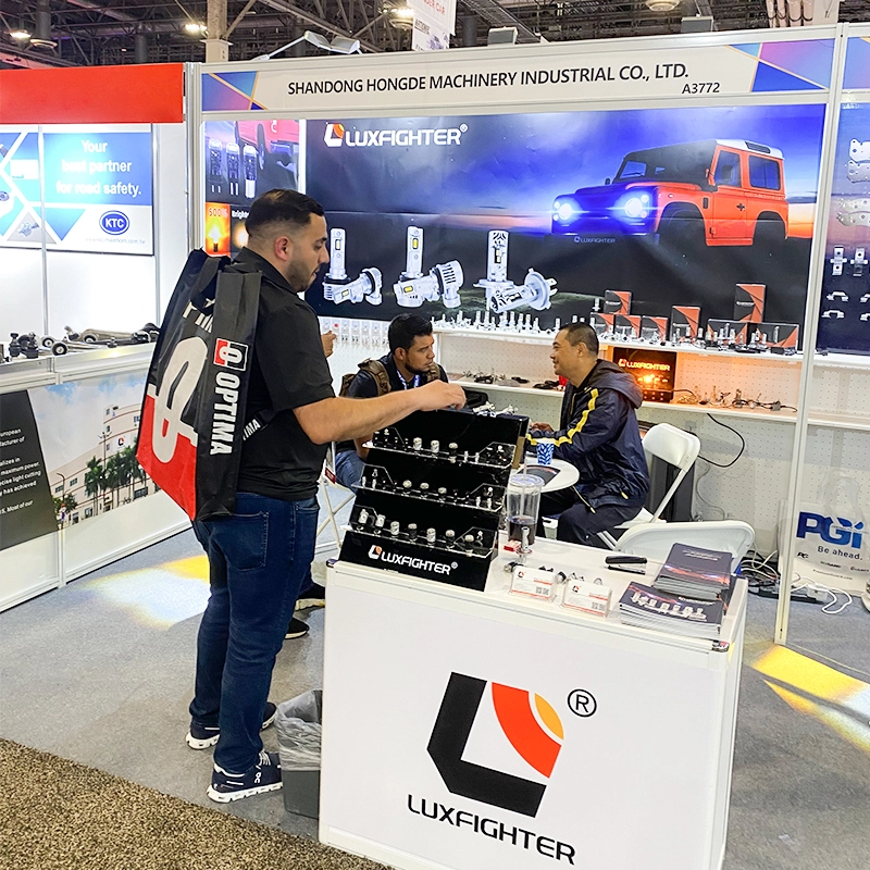 LUXFIGHTER LED-esituled Automotive Aftermarket Products Expo